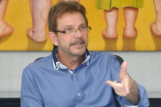 Alberto Mourão aponta a burocracia tributária como impedido do crescimento do Brasil