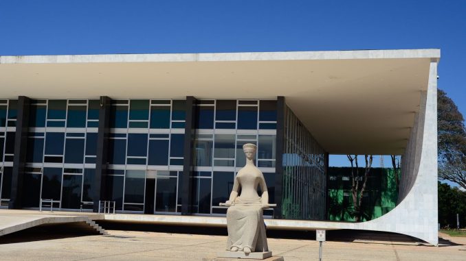 Covid-19: STF nega pedido de brasileiros para volta ao país sem teste
