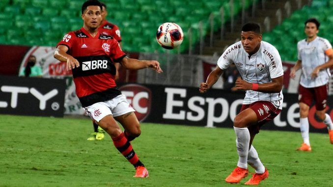 Fluminense vence Flamengo no Maracanã