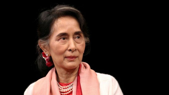 Myanmar: Comissão Eleitoral dissolve partido da líder deposta