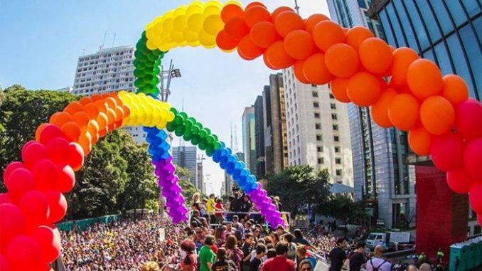 Parada LGBT+ neste domingo em São Paulo terá testes rápido de HIV
