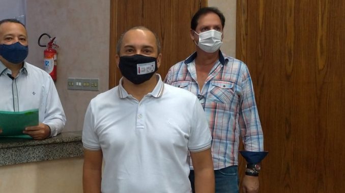 Eduardo Xavier visita Câmara de Praia Grande