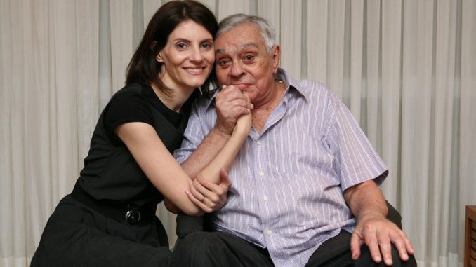 Viúva de Chico Anysio está internada em estado grave