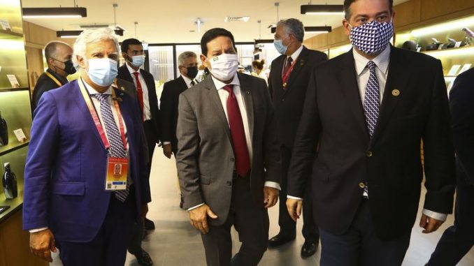 Brasil precisa preservar ao menos 80% da Amazônia, diz Mourão