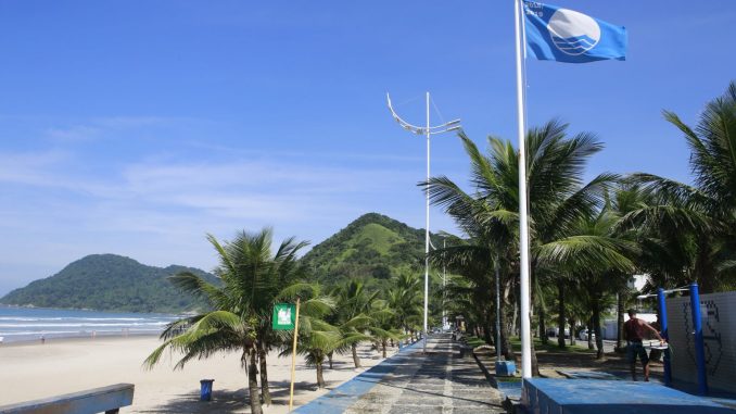 Praia do Tombo conquista Bandeira Azul pelo 12° ano consecutivo