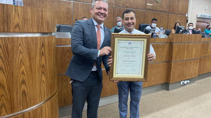 Paulo Corrêa Jr recebe título de cidadão Praiagrandense