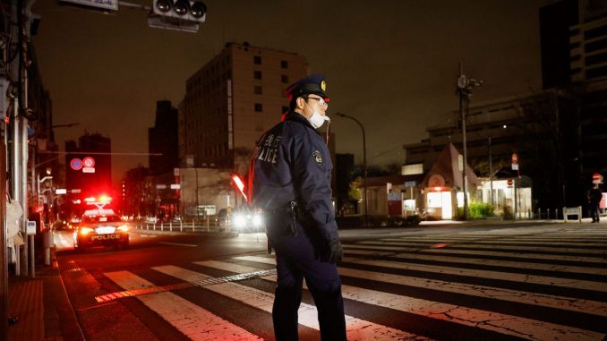 Terremoto na costa de Fukushima deixa 2 mortos