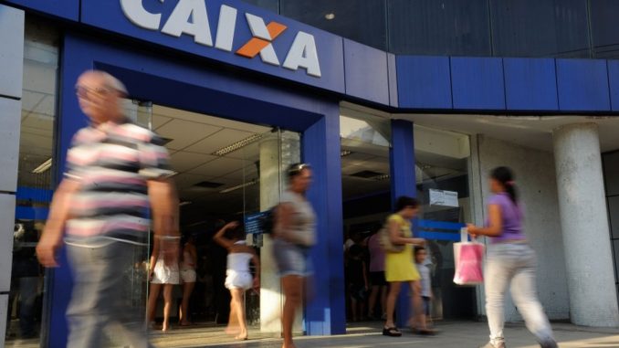 Caixa libera abono salarial a trabalhadores nascidos em novembro