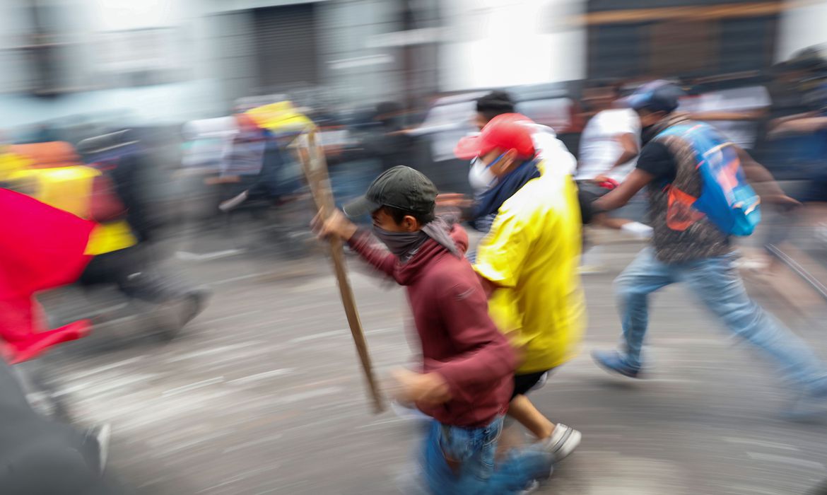 Equador diz que não permitirá que protestos atentem contra democracia