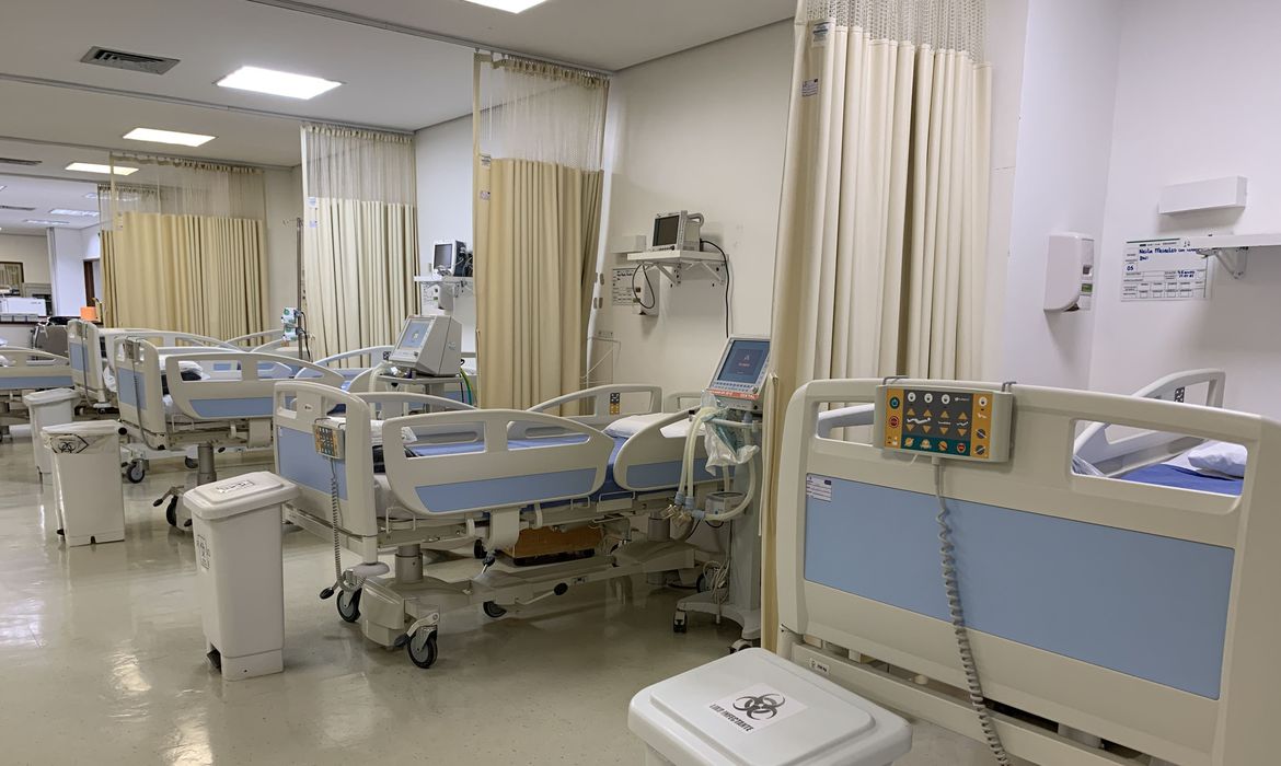Falta de insumos para exames preocupa hospitais no país