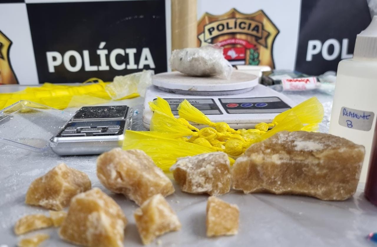 Polícia Civil prende em flagrante suspeito de tráfico de drogas em Peruíbe