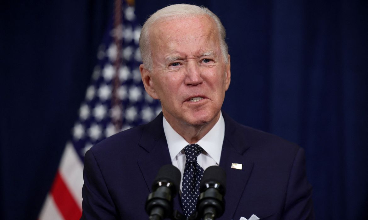 Biden promete ação contra poluentes após fim de negociações no Senado