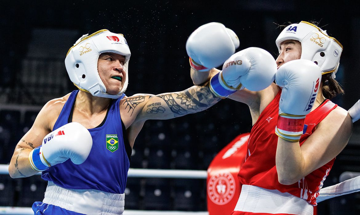 Campeonato Brasileiro de Boxe Elite reúne medalhistas olímpicos no Rio Janeiro