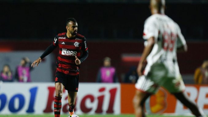 São Paulo recebe Flamengo em jogo de ida da semifinal