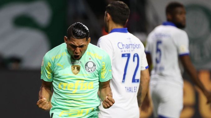 Palmeiras bate Avaí e amplia folga na ponta do Brasileiro