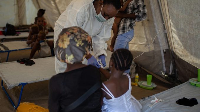 Médicos Sem Fronteiras pede apoio urgente para intensificar combate a cólera no Haiti