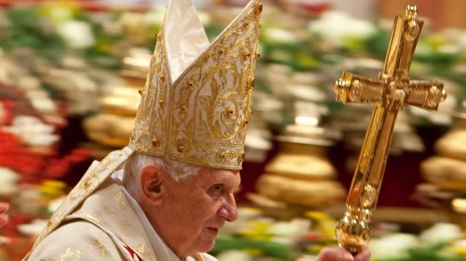 Papa emérito Bento XVI terá funeral simples
