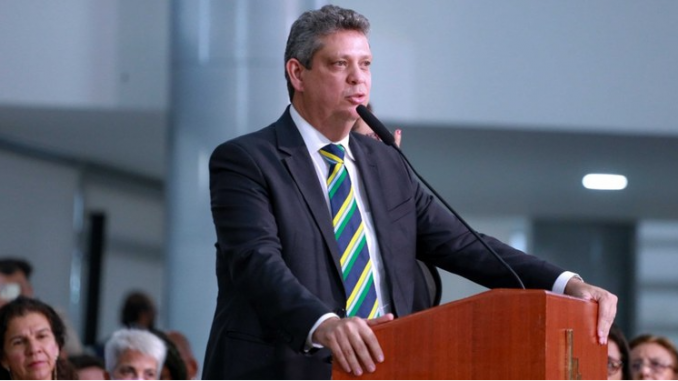 Márcio Macedo: governo está de portas abertas para a participação social