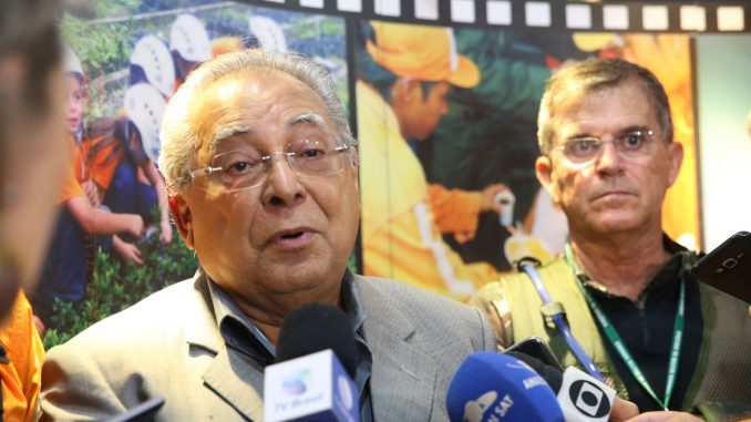 Morre o ex-governador do Amazonas Amazonino Mendes