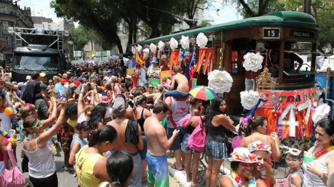 Carnabonde realiza 21ª edição neste sábado no Centro Histórico de Santos