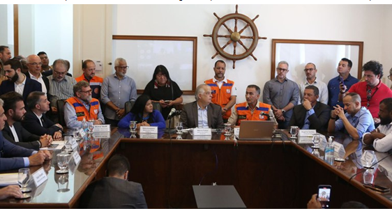 Ministros articulam soluções para efeitos das chuvas com 12 prefeitos do litoral paulista