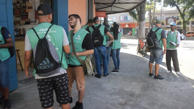 Mutirão em Santos elimina 90 focos de mosquitos