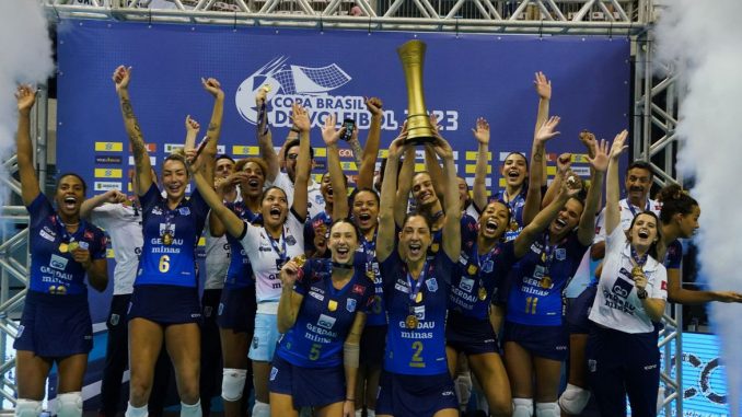Minas conquista o tricampeonato da Copa Brasil de vôlei feminino
