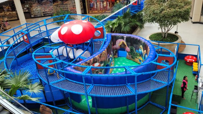 “Os Smurfs” é a atração de férias do Shopping Parque Balneário