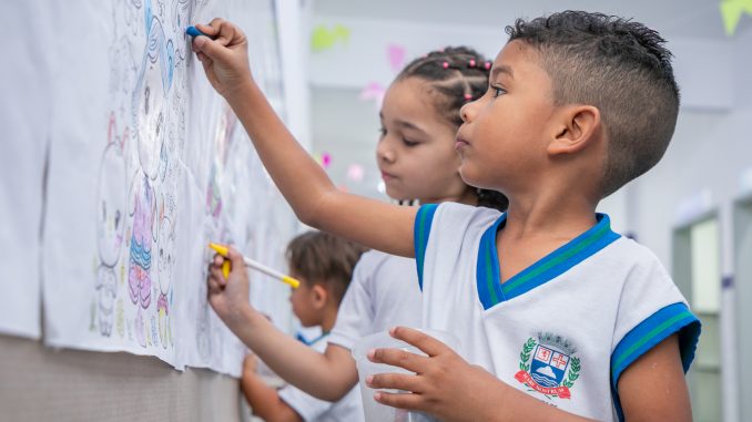 Praia Grande planeja aproximar pais e responsáveis do ambiente escolar na Semana da Família