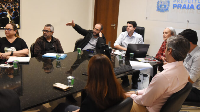 Prefeitura, Ecovias e Artesp debatem ampliação do Viaduto da Curva do S