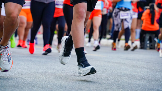 Meia Maratona Tribuna Praia Grande deve reunir 5 mil corredores no domingo (26)
